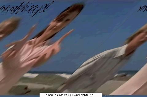 * lewis mccartney este cel prietenos de care fetele nu s-ar putea descurca. este prietenul cel mai